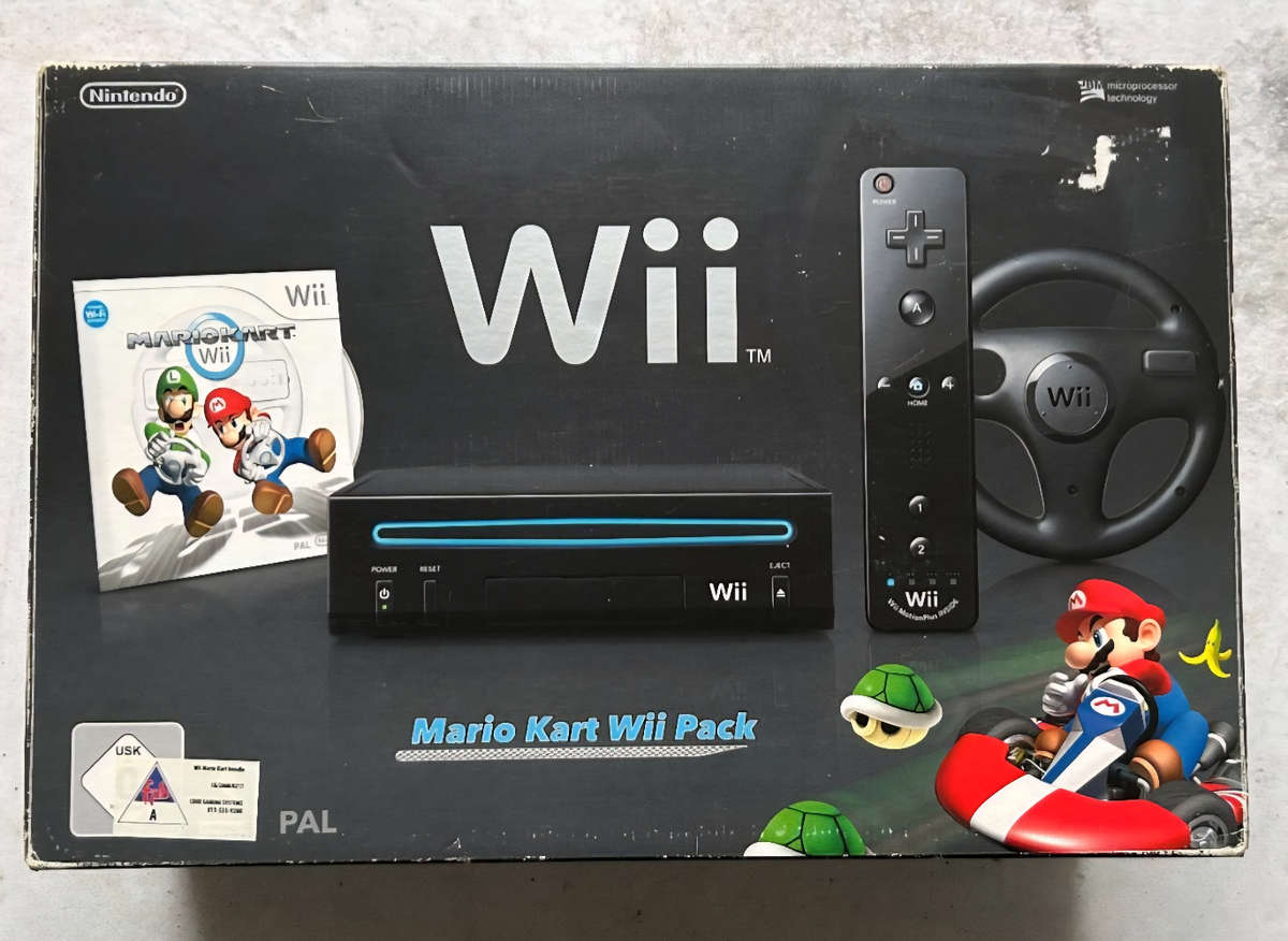 Nintendo wii- Mario Kart Bundle with Original Box