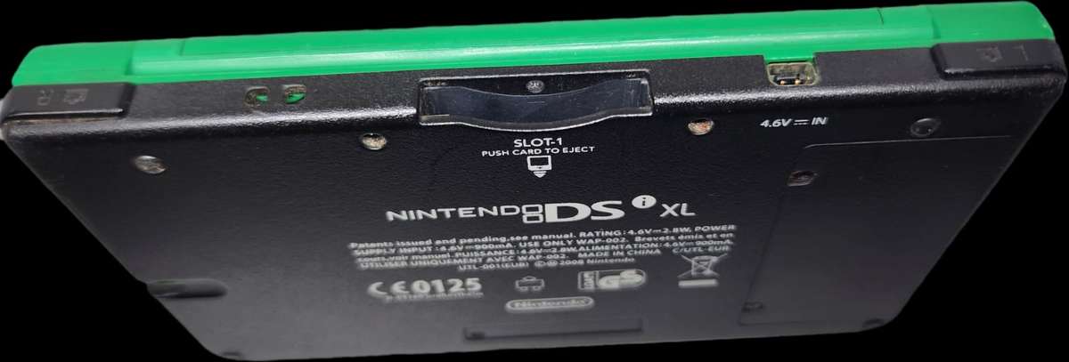 Nintendo DSi XL - With New Super Mario Bros. DS Game