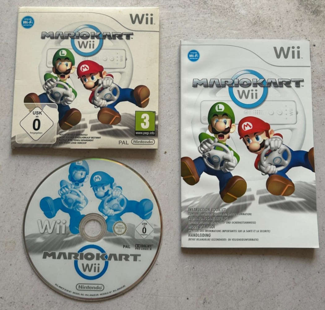 Nintendo wii- Mario Kart Bundle with Original Box