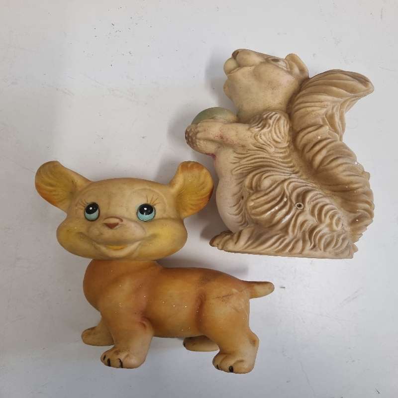 2 x Vintage Squeaky Toys - Does not squeak anymore