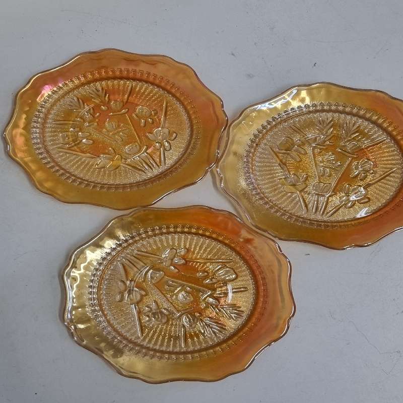 3 x Vintage Carnival Glass Small plates - Diameter - 14.5cm