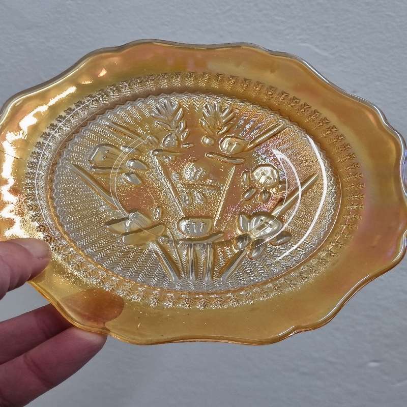 3 x Vintage Carnival Glass Small plates - Diameter - 14.5cm