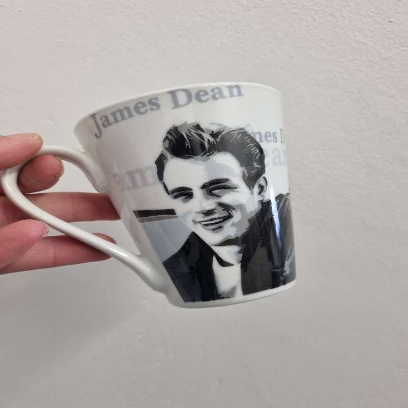 4 x James Dean Mugs - In Box