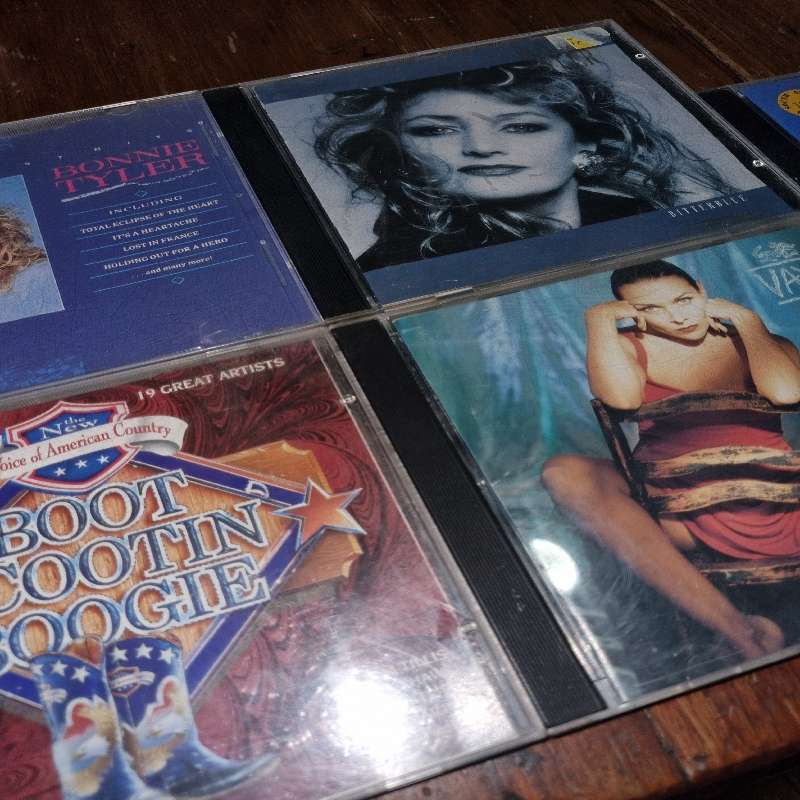 5 x CD's Incl. Bonnie Tyler, Bad Boys Blue, Vaya con Dios