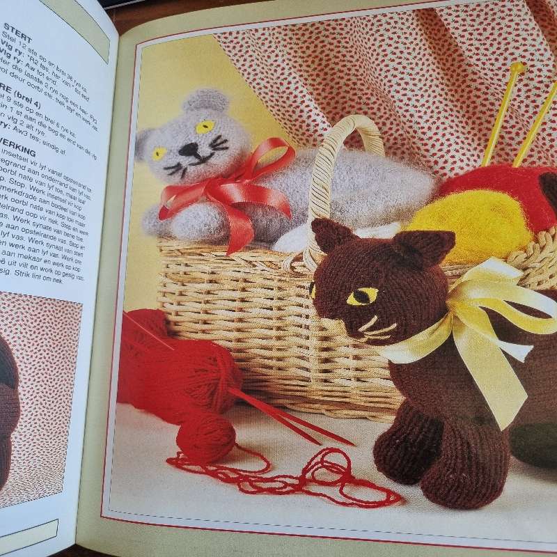 Maak jou eie Gebreide Speelgoed - Molly Goddard