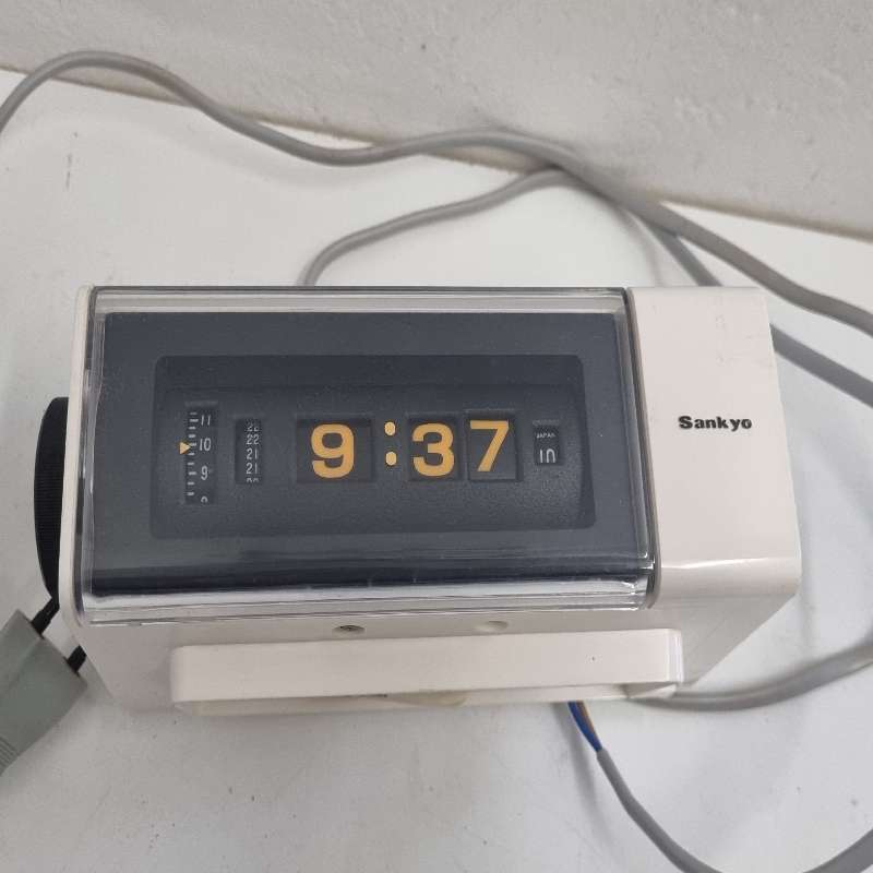 Vintage Retro Sankyo Alarm Clock - Working