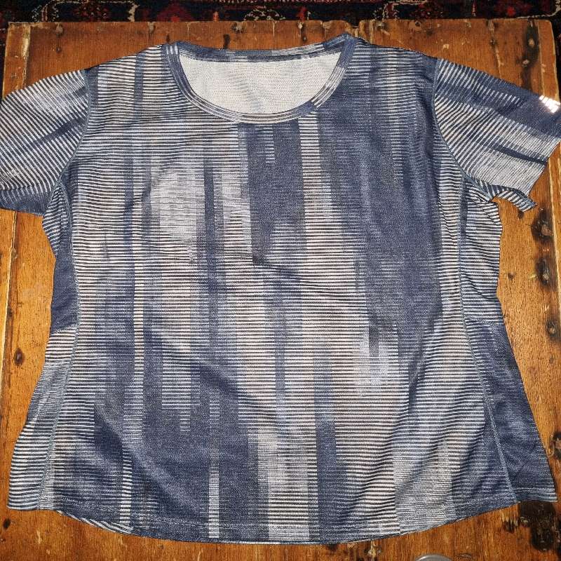 New Balance Fitness T-Shirt - Size M