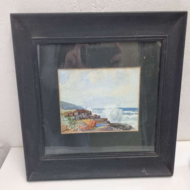 Framed Painting - Beautiful wooden frame - Size 39cm x 31cm