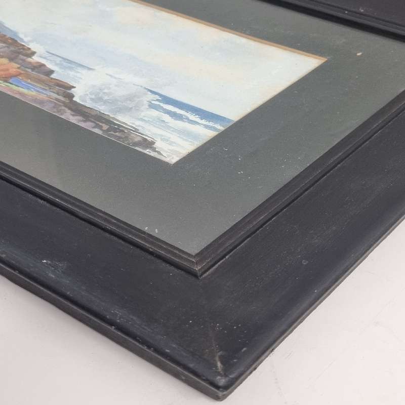 Framed Painting - Beautiful wooden frame - Size 39cm x 31cm