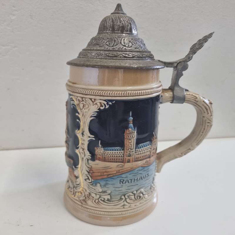 Hamburg Hummel-Hummel Beer Stein