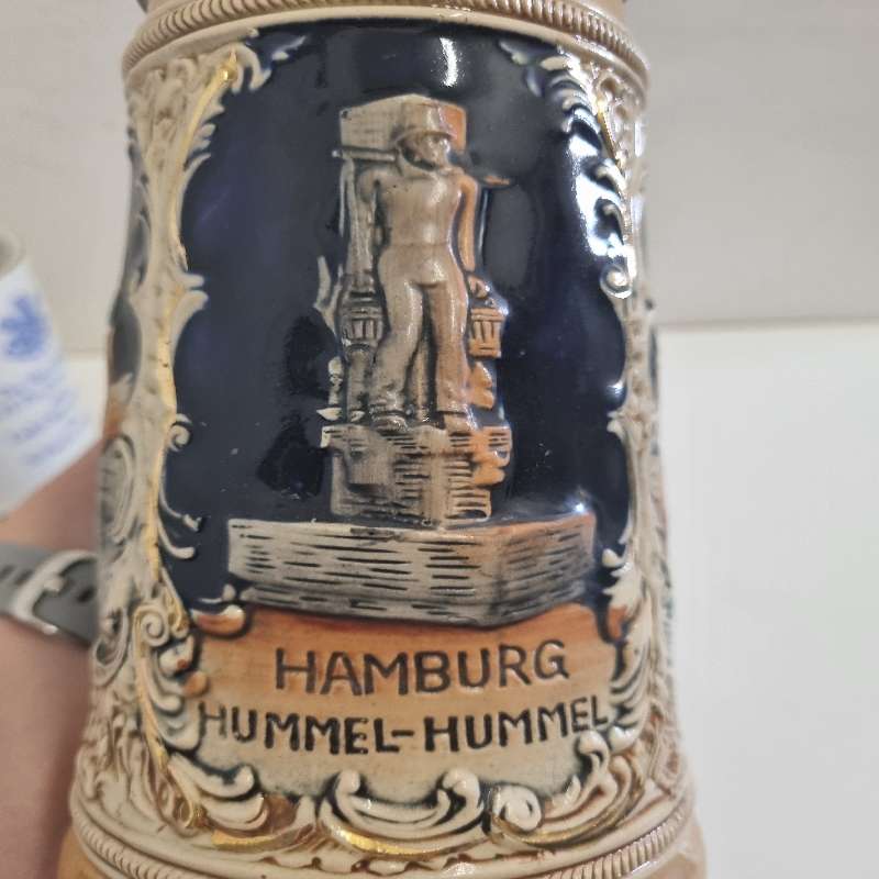 Hamburg Hummel-Hummel Beer Stein