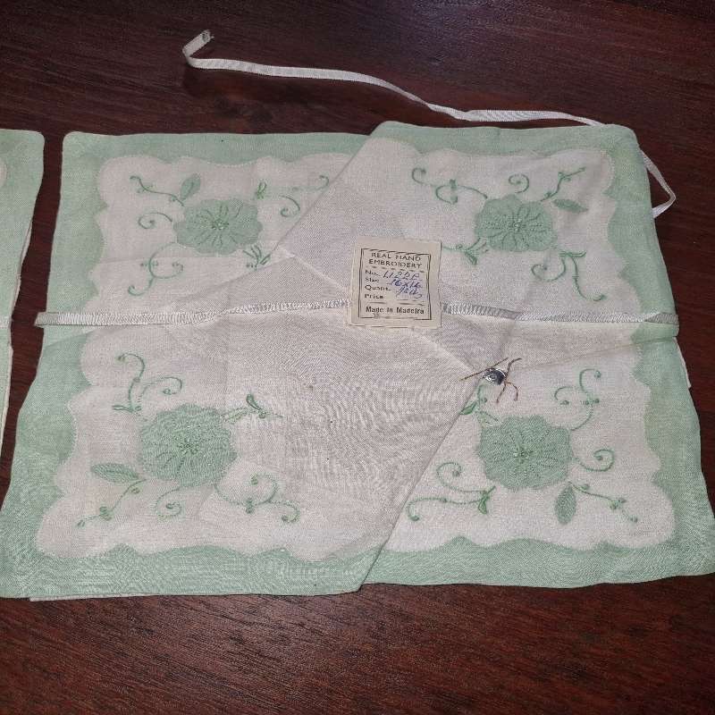 2 Sets of 4 Vintage Hand Embroidered Fabric Napkins - Brand New  - Made in Madeira - Beautiful!!