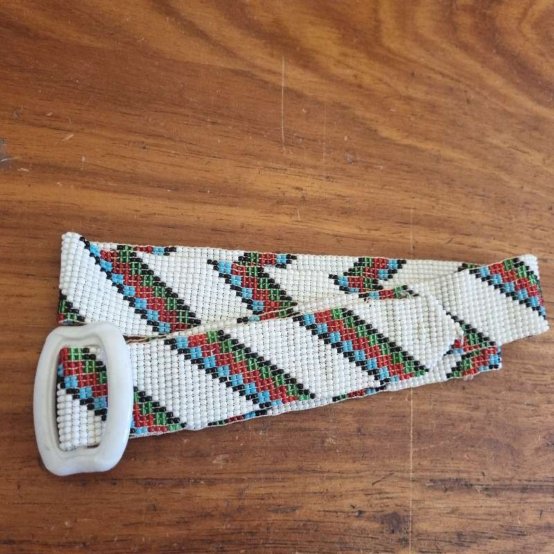 Beautiful Handcrafted Beaded Belt - Retro