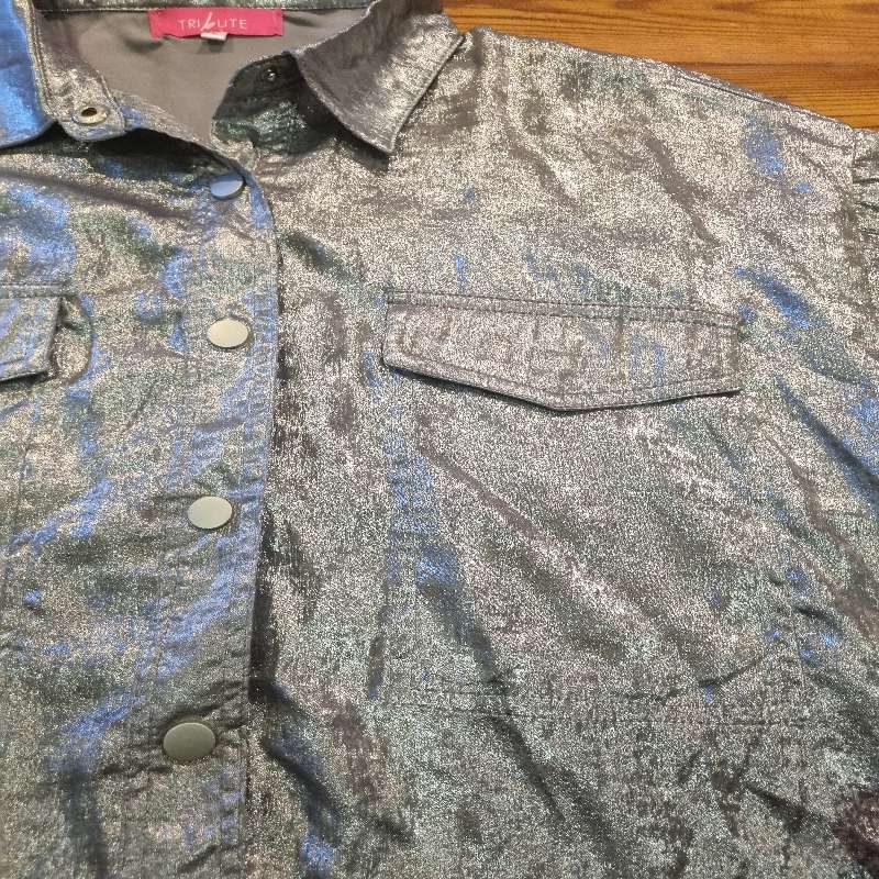 Cropped Designer Silver Jacket / shirt - Size L - Great Quality