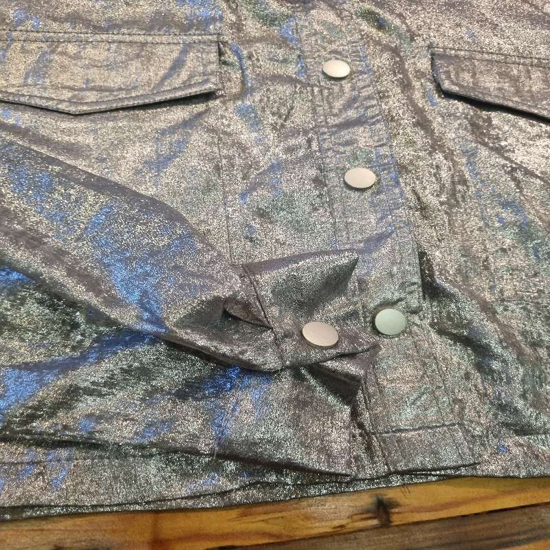 Cropped Designer Silver Jacket / shirt - Size L - Great Quality