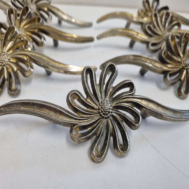 7 x Large Vintage Metal Handles