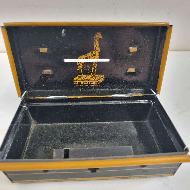 Small Vintage Money Box - No Key - Giraffe Trade Mark
