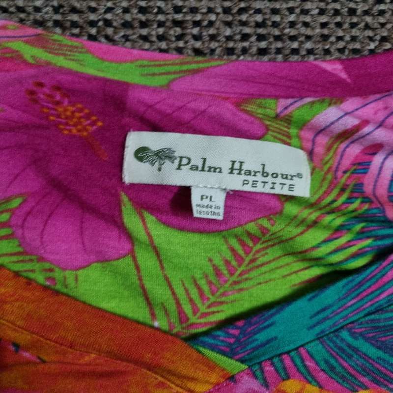 Palm Harbour T-Shirt - Size M