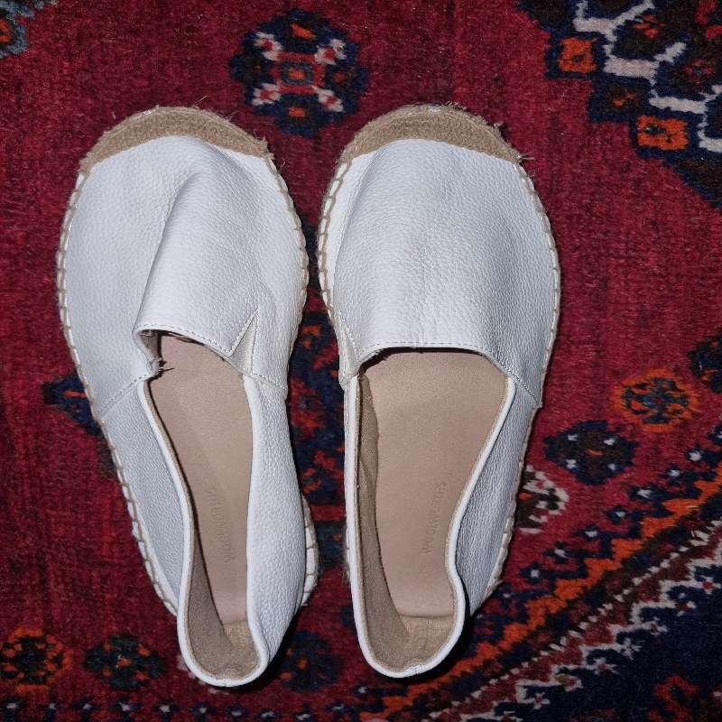 White Woolworths shoes - Size 7 - Perfect condition