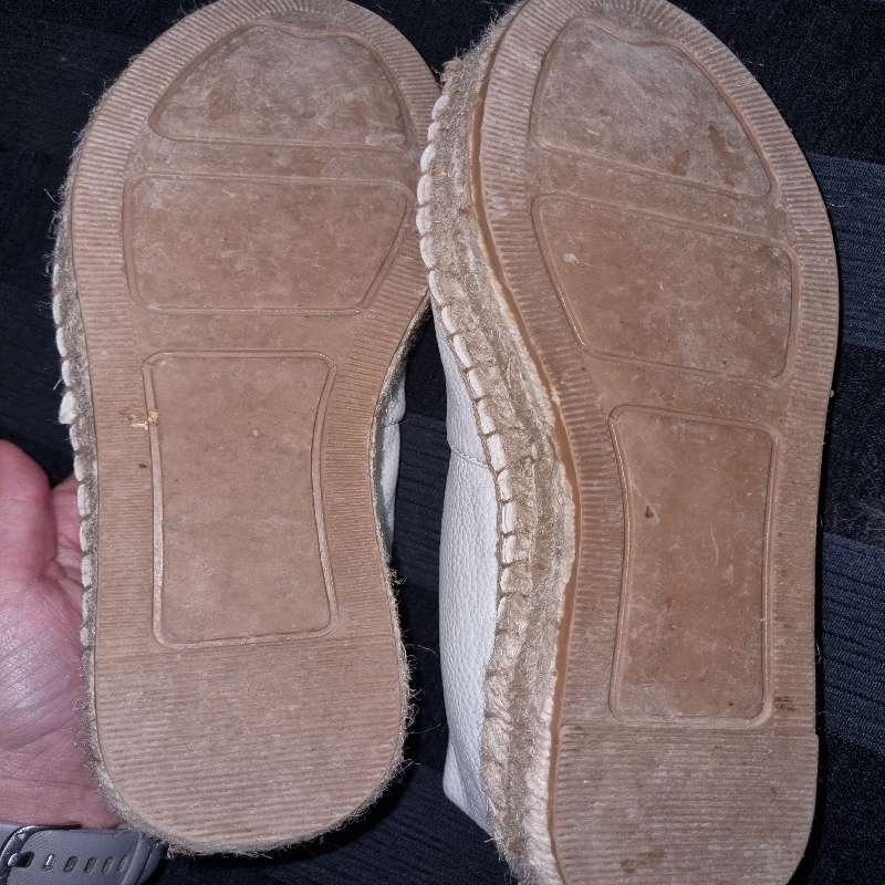 White Woolworths shoes - Size 7 - Perfect condition