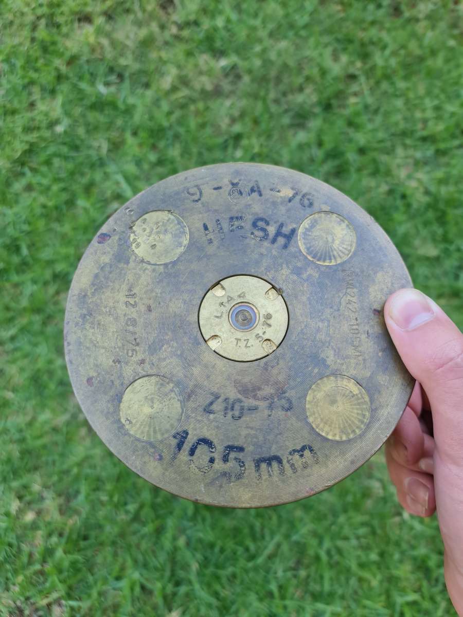 Very Large Vintage Brass Cannon Shell Casing RW242 105mm