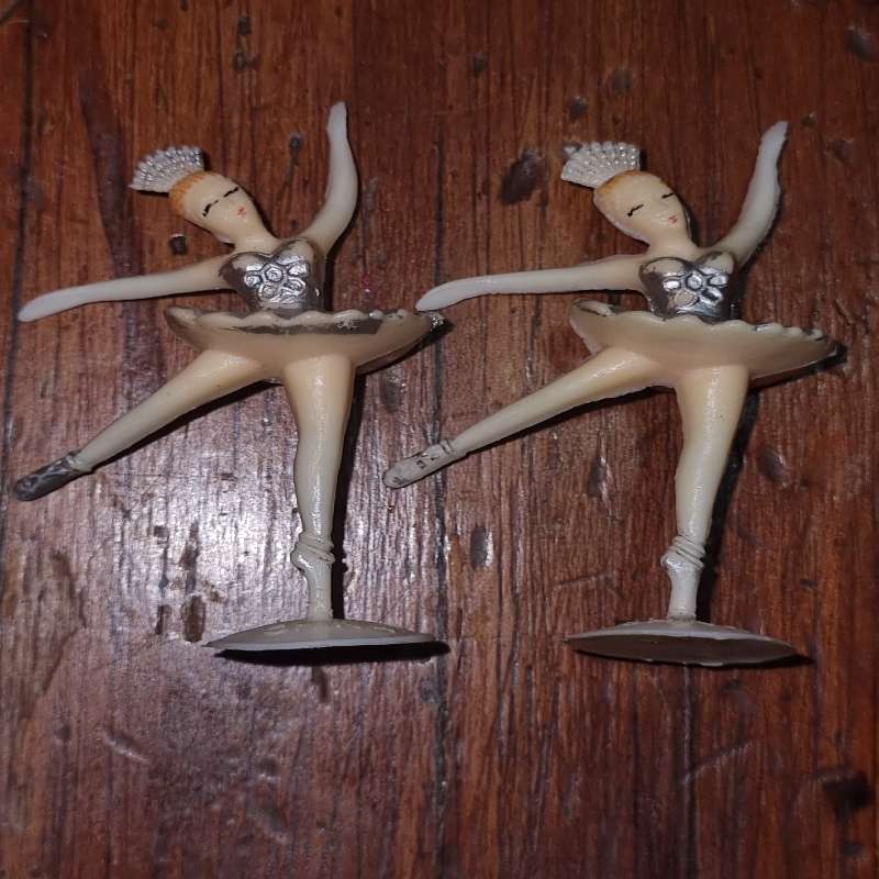 2 x Vintage Ballerina Figurines - 6cm