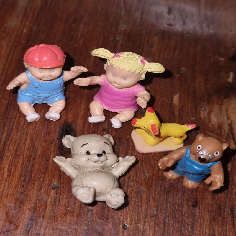 Small tiny toys - Animals & Boy and Girl - Great Detail