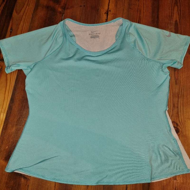 Nike Dri-Fit top - Size M