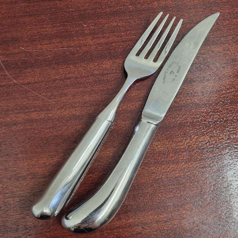 12 Piece Grawe & Hill Cutlery set in wooden box