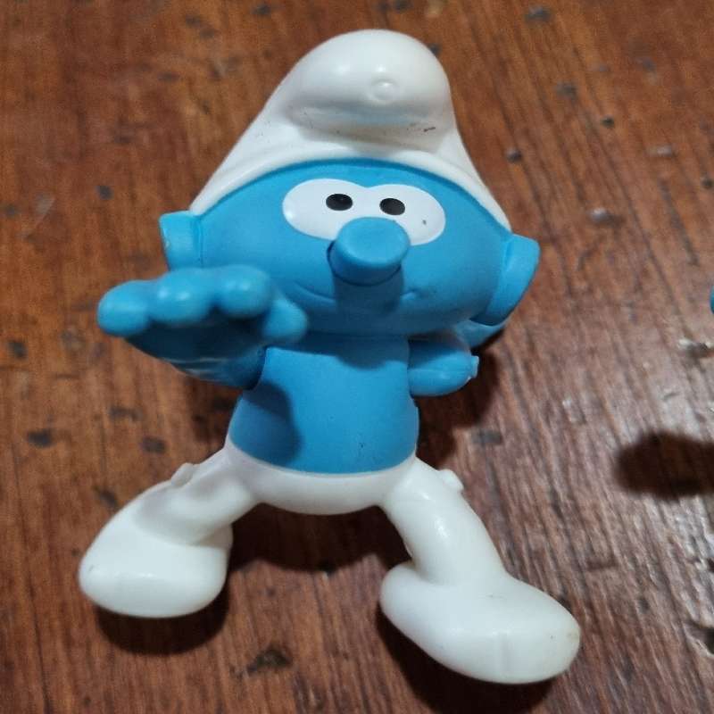 2 x Smurfs