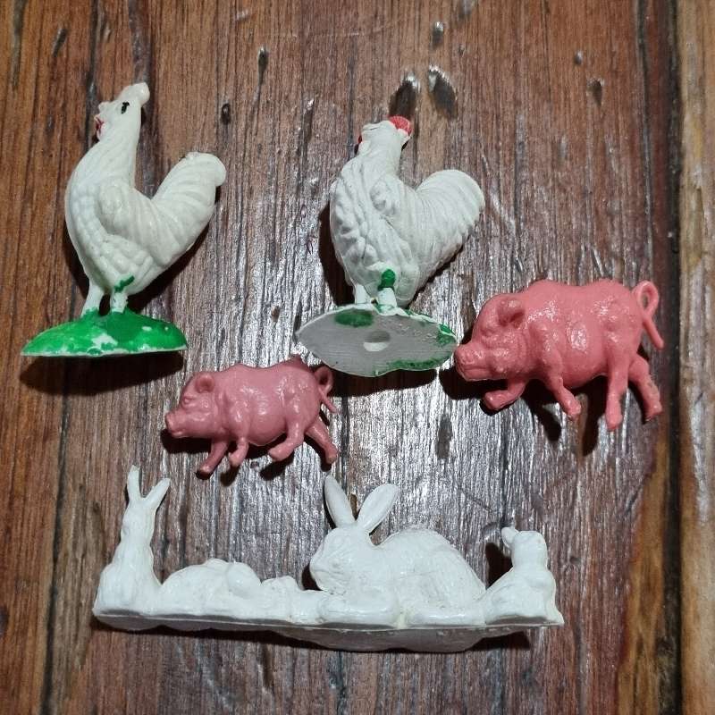 Miniature Farm Animals - Chicken, Rabbit & Pigs