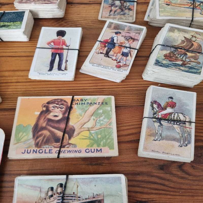 Large Lot of old Cigarette Cards - Unchecked