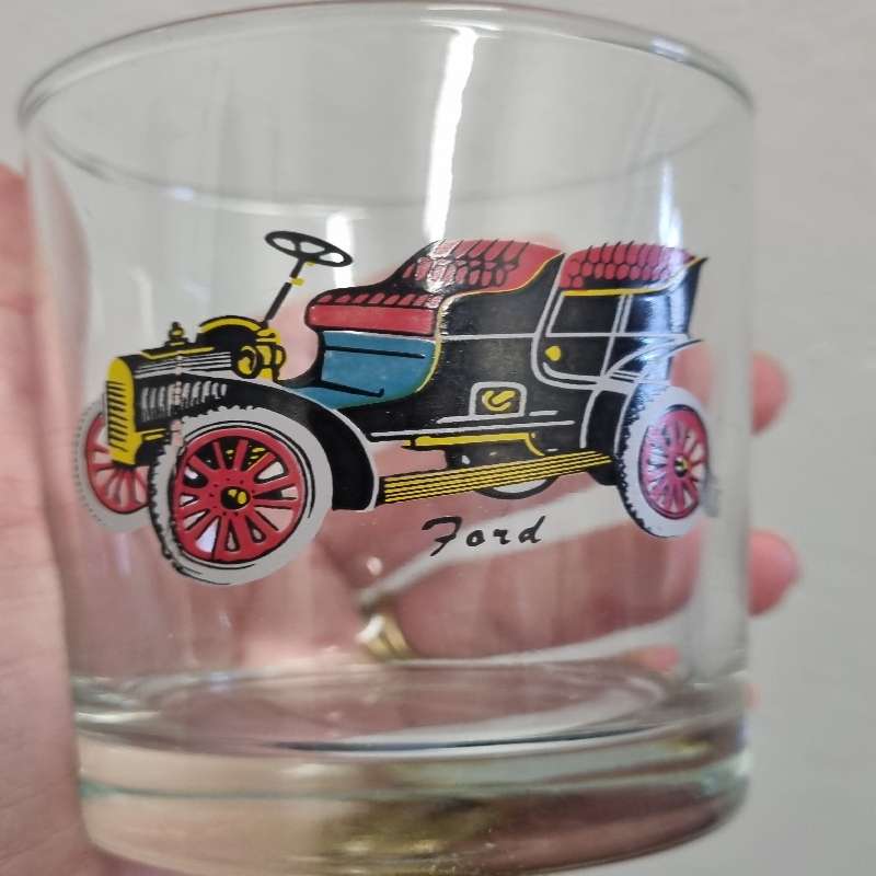 Vintage Car / Vintage Ford Drinking Glass