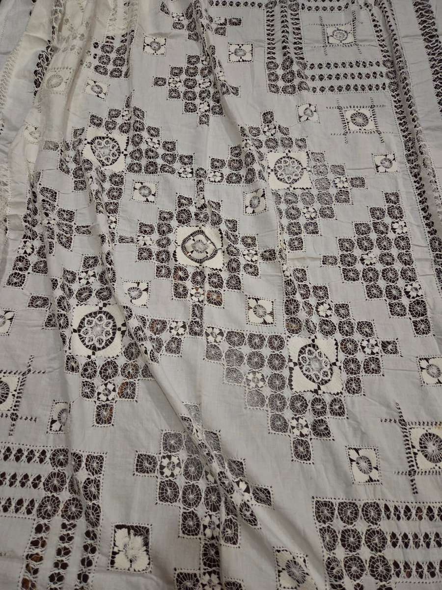 Very large beautiful Vintage Tablecloth Some minor imperfections  Size - 2.5m x 2m