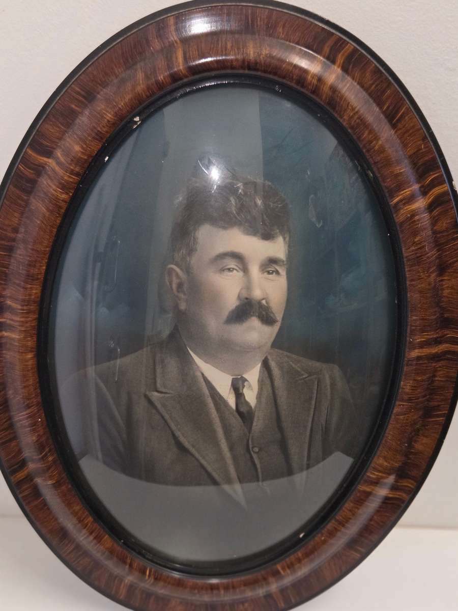 Large Vintage Oval Wooden Frame with curved glass and vintage photo