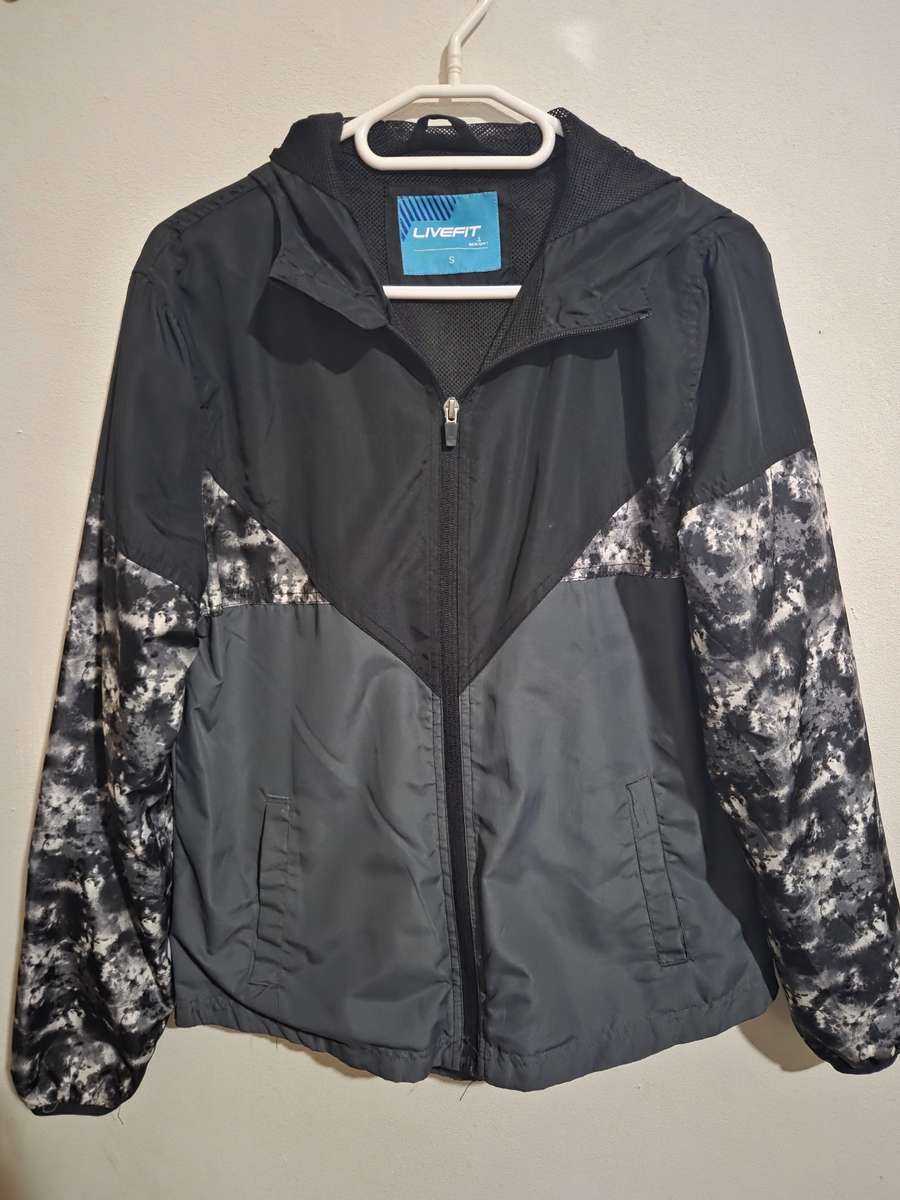 Livefit Jacket - Size S