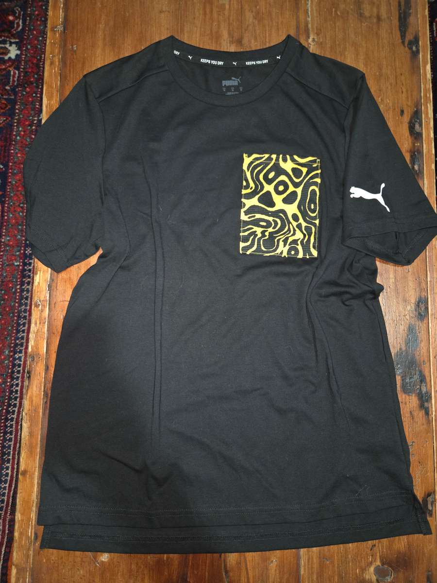 Black Puma T-shirt - Size M - Perfect condition