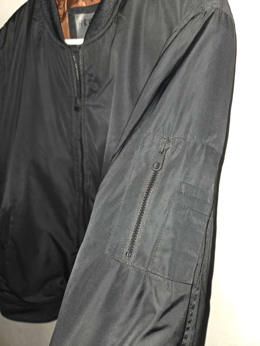 Black Refinery Jacket - Size S - Warm Jacket in Perfect condition