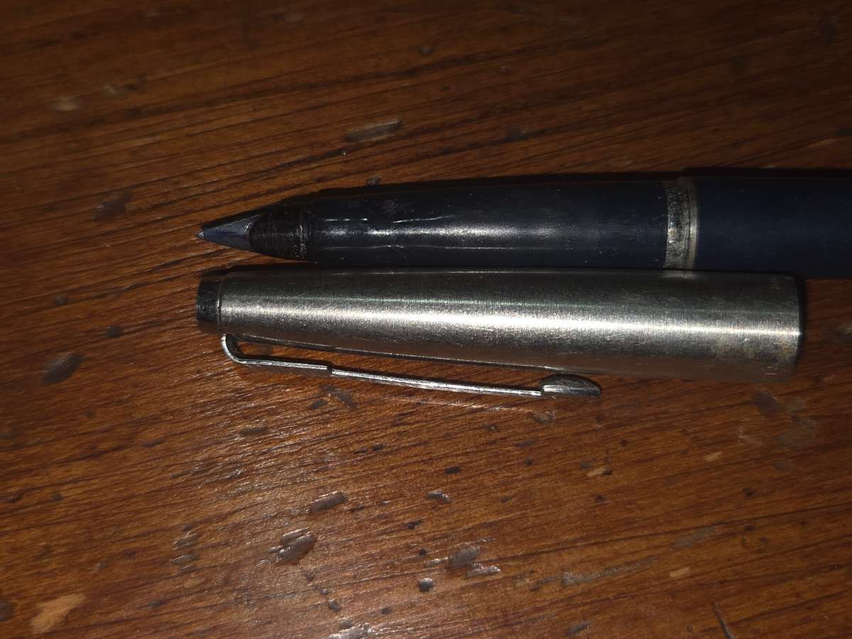 Vintage Parker Pen - See pictures for condition