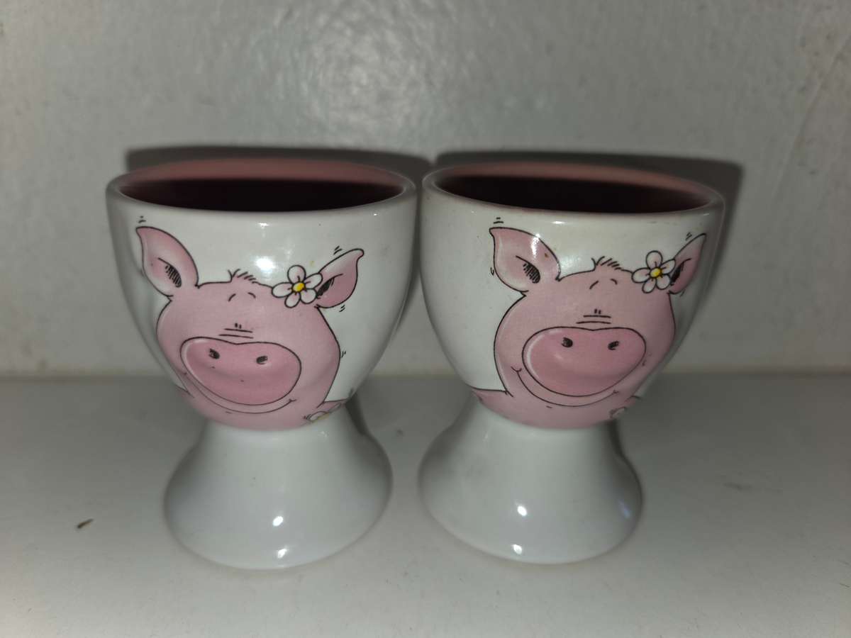 2 x Egg cups with Pig detail