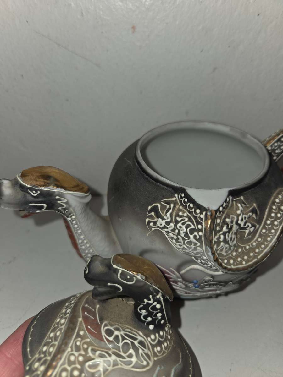 Oriental Teapot with dragon detail