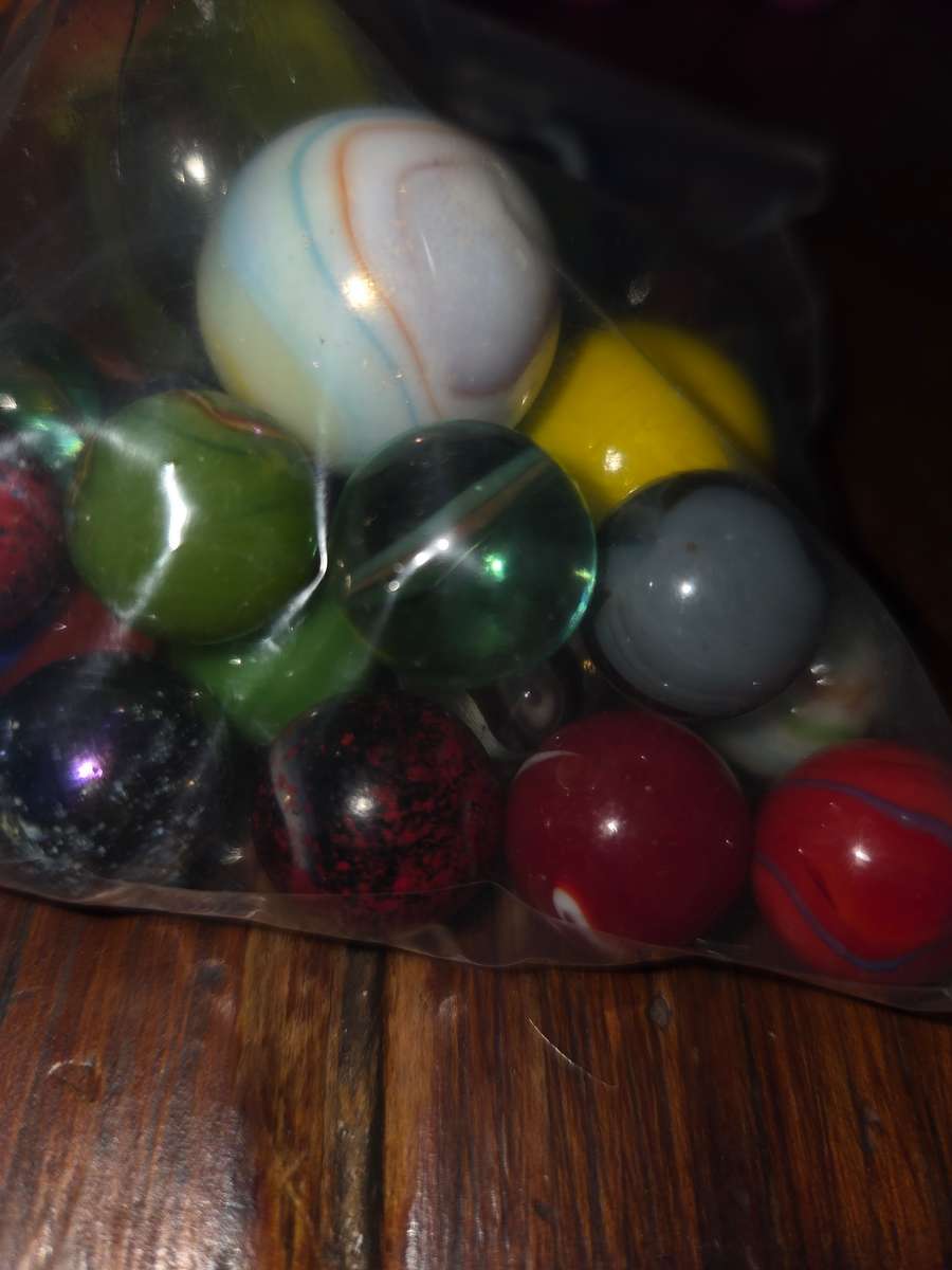 28 x Beautiful Marbles - Various Sizes