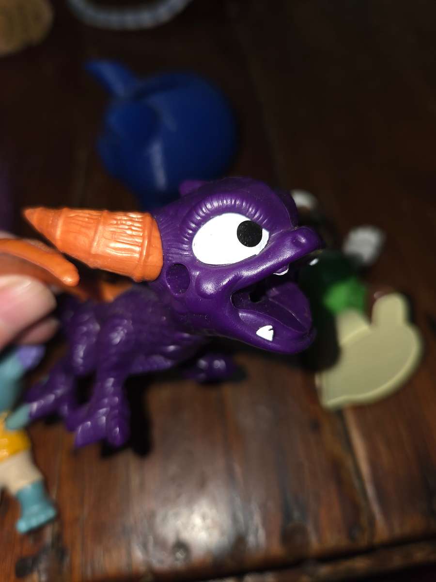 7 x Collectible Toys / Figurines incl. Troll, Mario Brothers, Piggy Bank, etc.