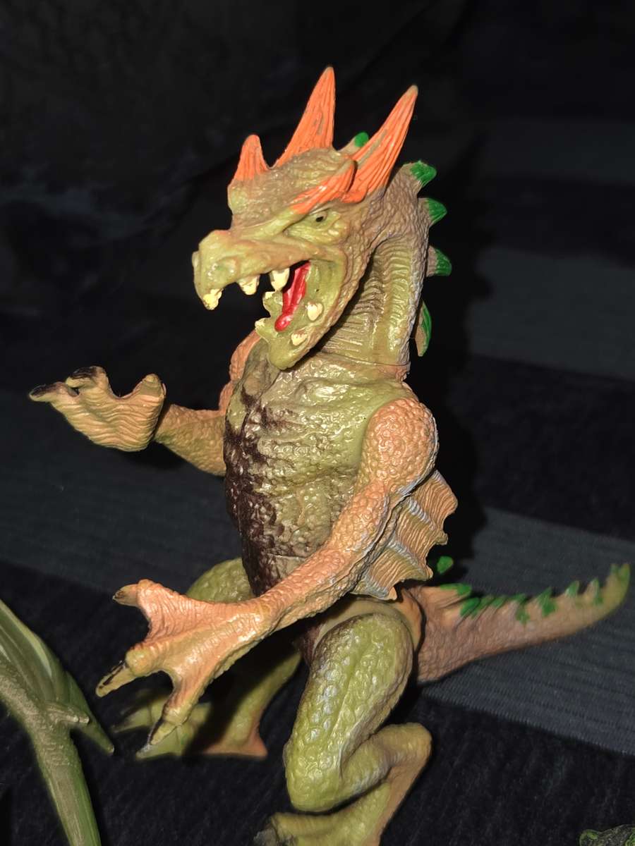 4 x Dragon Figurines / Toys