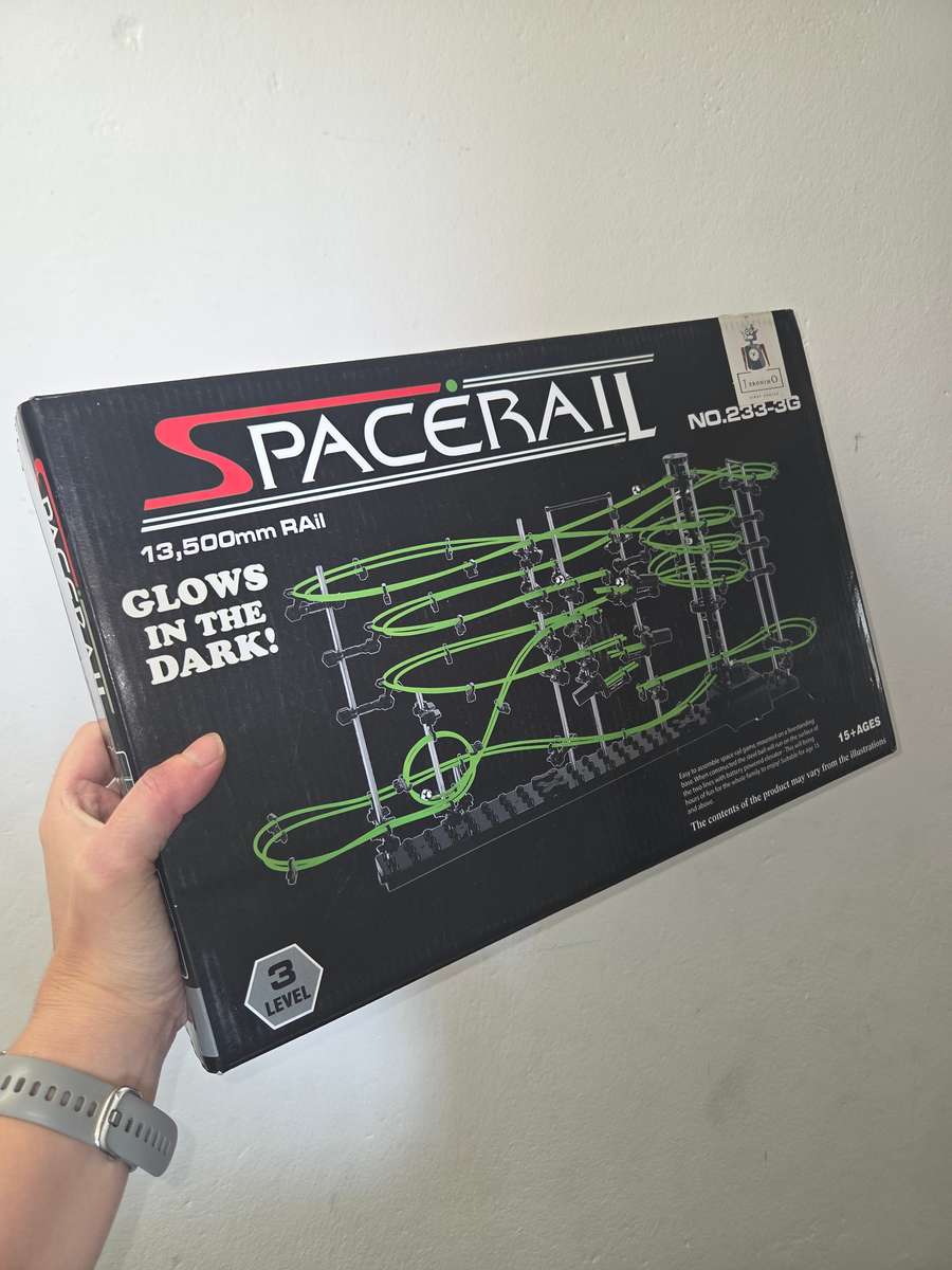 Spacerail 13,500mm Rail - Level 3 - Glows in the Dark
