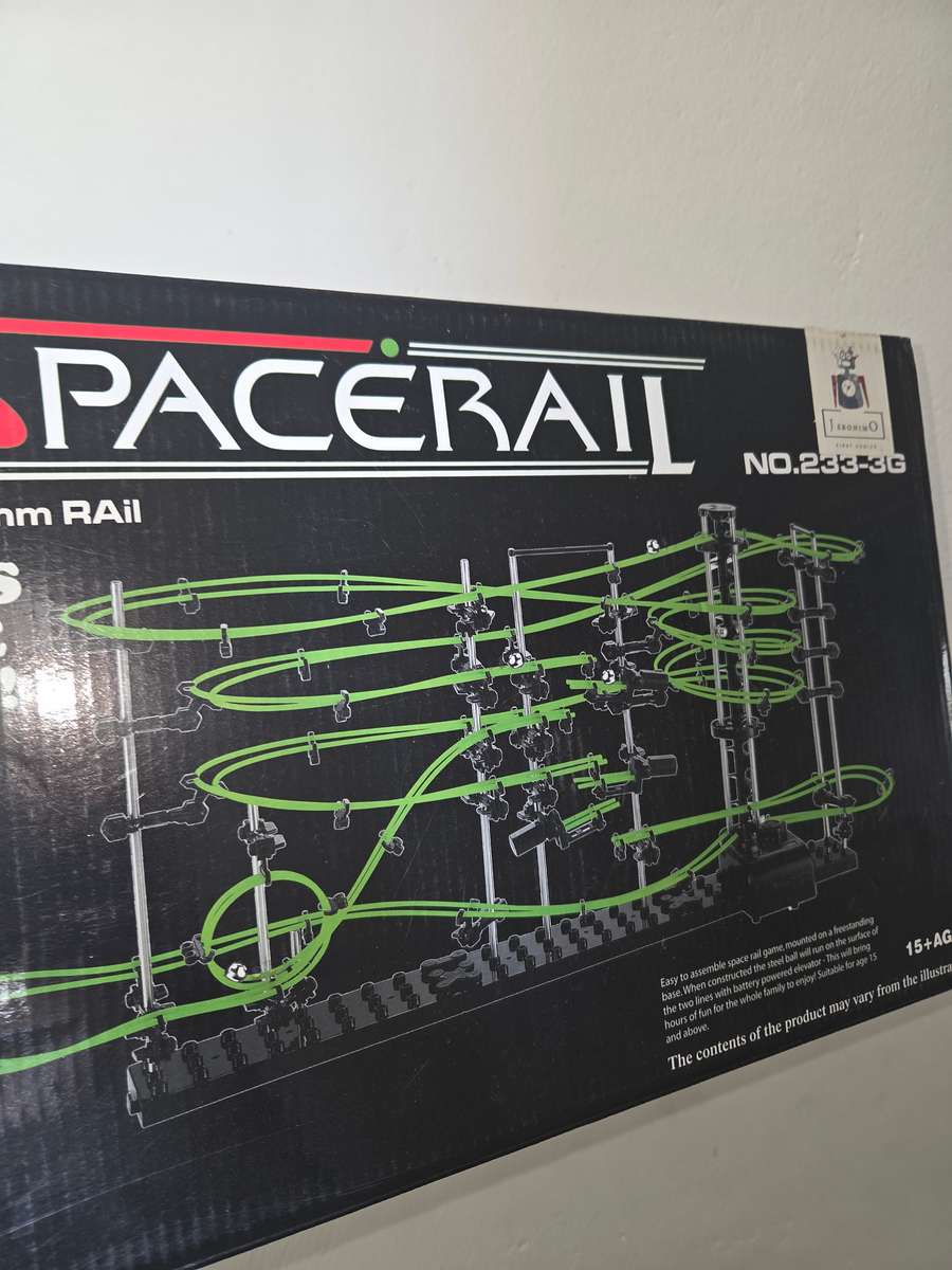 Spacerail 13,500mm Rail - Level 3 - Glows in the Dark
