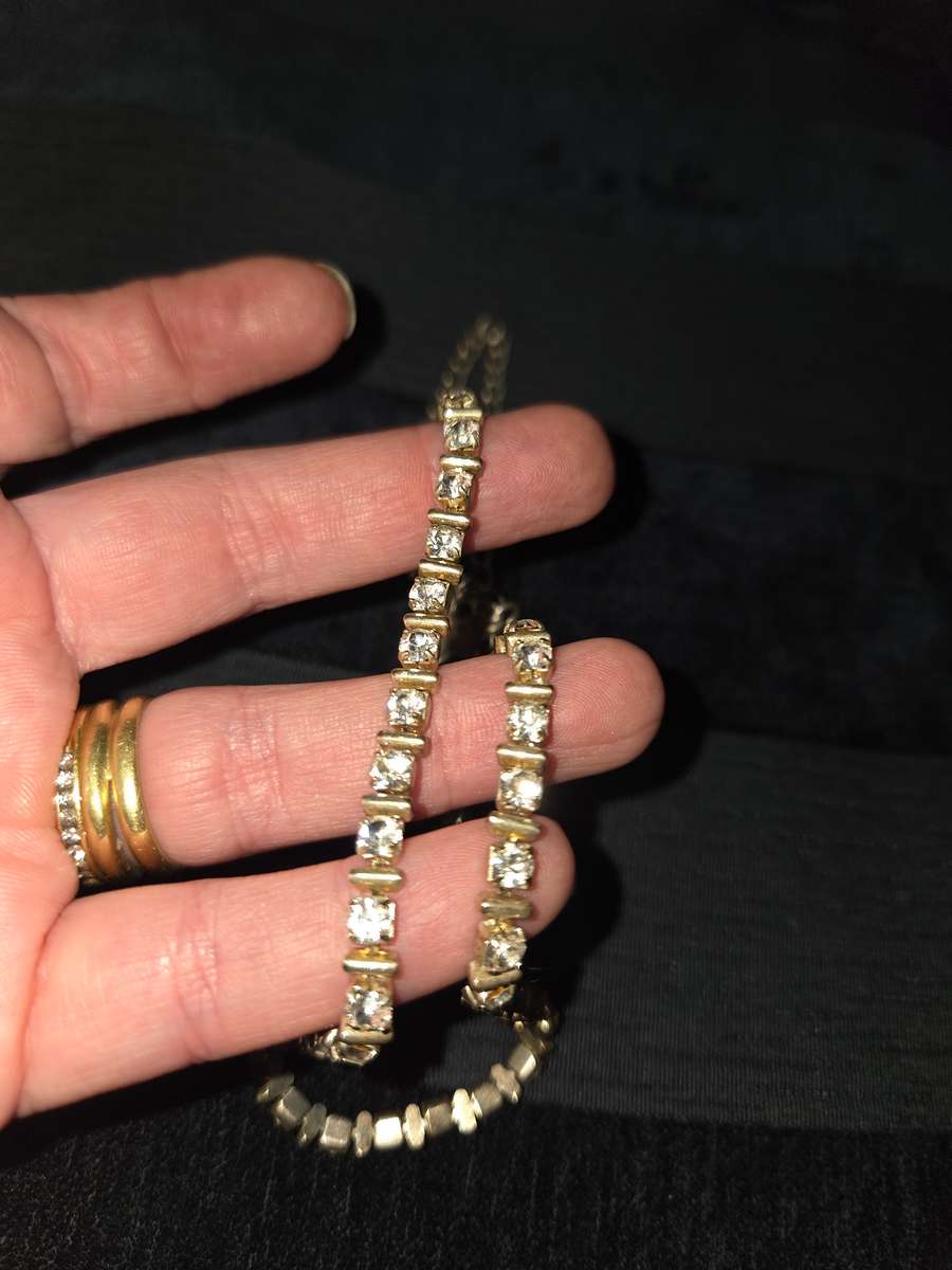 Beautiful Vintage Rhinestone Necklace