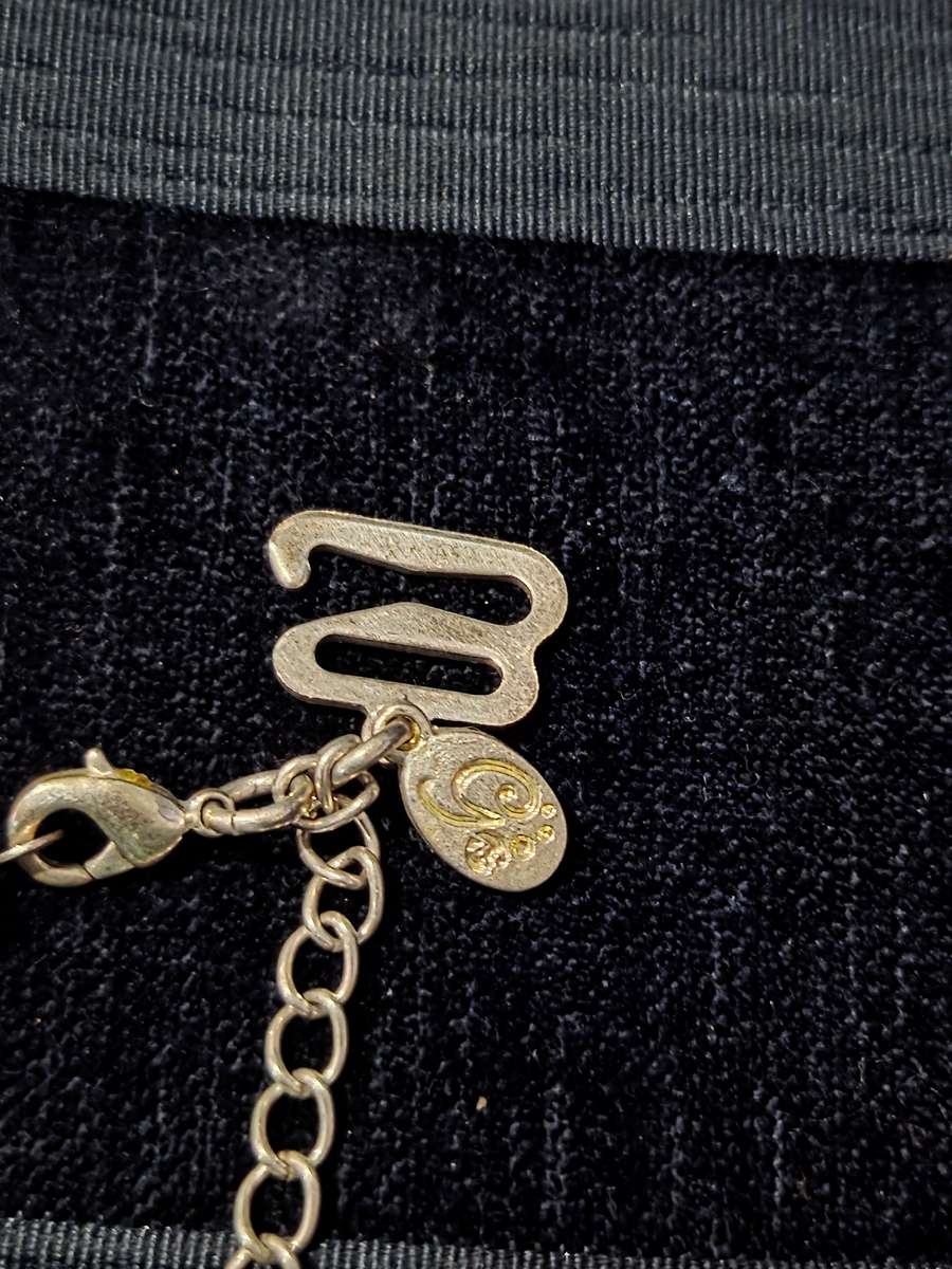 Beautiful Vintage Rhinestone Necklace