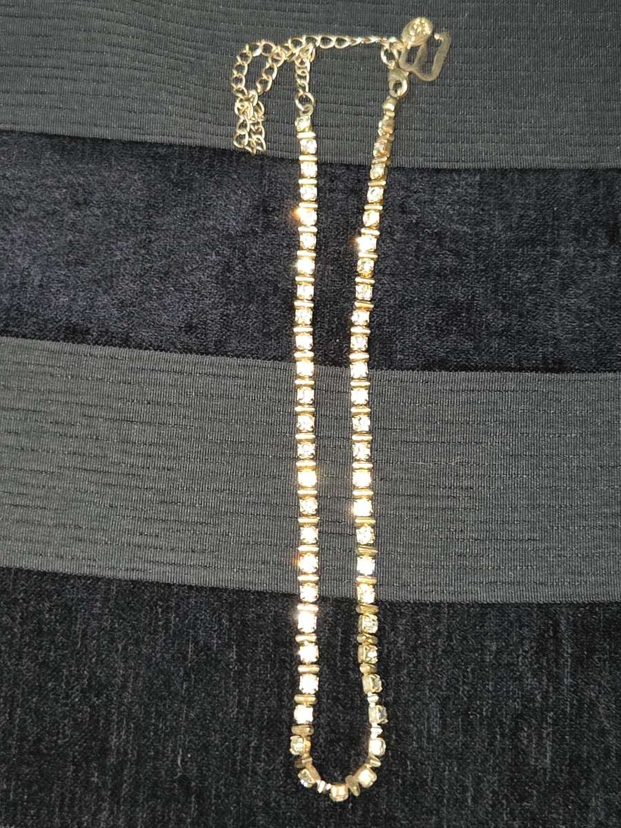 Beautiful Vintage Rhinestone Necklace