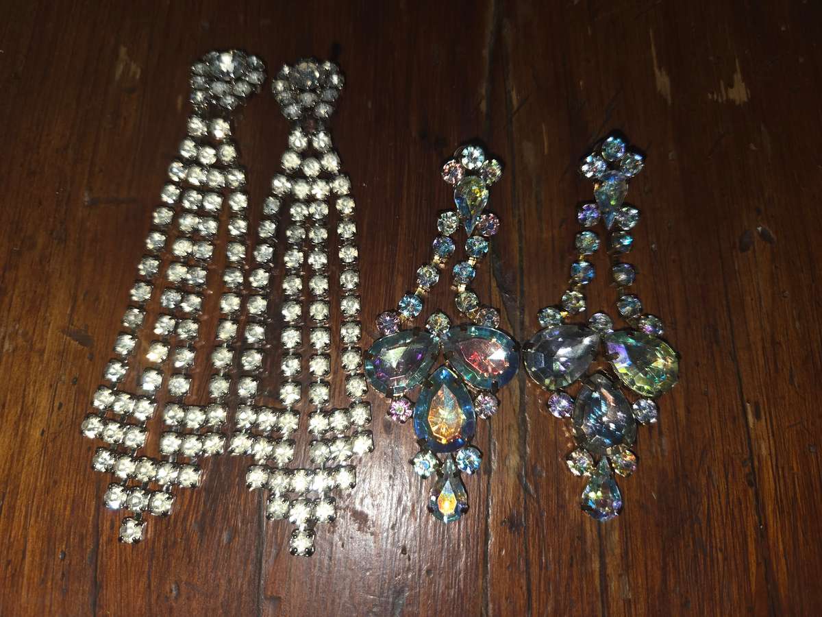 2 pairs of Large Vintage earring Perfect condition and very good quality - Big statement pieces